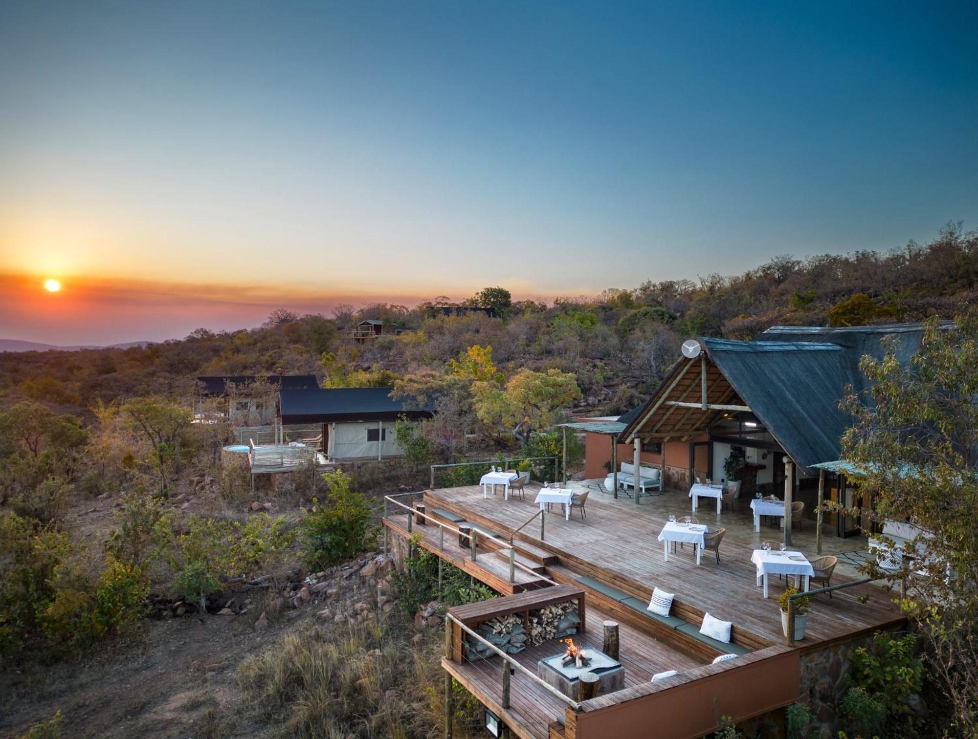 Elephants Crossing Welgevonden Game Reserve ภายนอก รูปภาพ